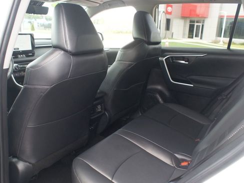 Used 2025 Toyota RAV4 XLE Premium AWD/4WD image 15