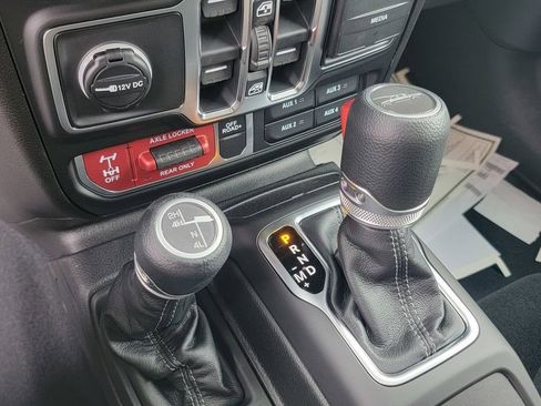 New 2026 Jeep Gladiator Willys image 19