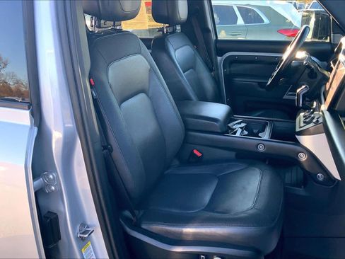 Certified 2023 Land Rover Defender 130 X-Dynamic SE image 8