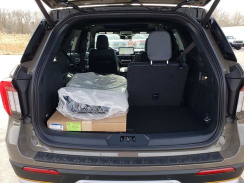 New 2026 Ford Explorer Tremor AWD/4WD image 5