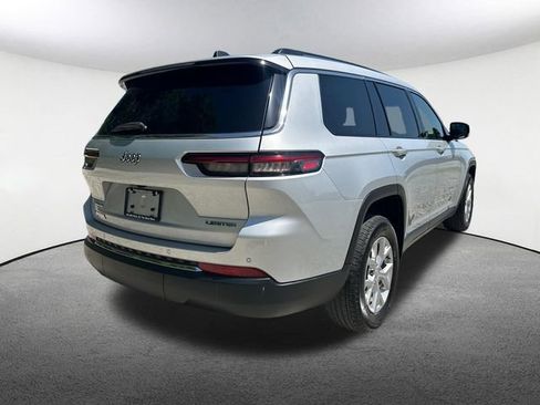 Used 2023 Jeep Grand Cherokee L Limited AWD/4WD image 17
