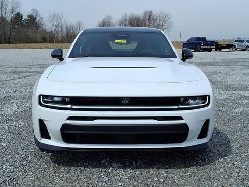 Used 2026 Dodge Charger Scat Pack AWD/4WD image 3