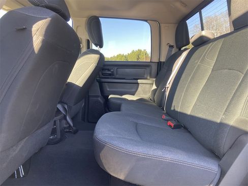 Used 2020 RAM 3500 Tradesman image 11