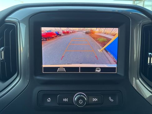 Used 2024 Chevrolet Silverado 1500 Custom image 24