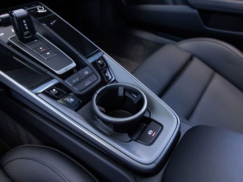 Certified 2026 Porsche 911 Carrera 4S AWD/4WD image 19