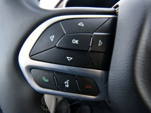 Used 2024 Chrysler Voyager LX FWD image 21