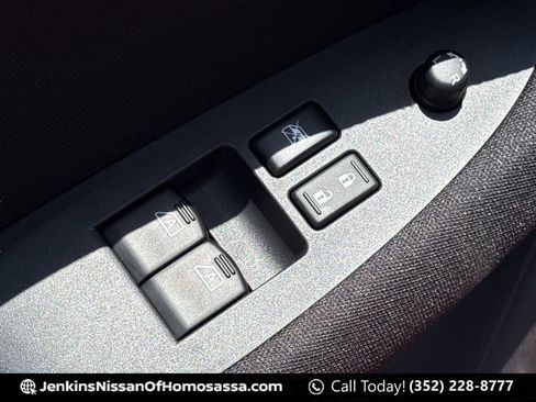 Certified 2025 Nissan Z Sport w/ Floor Mat Package RWD image 29