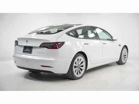Used 2021 Tesla Model 3 Long Range image 10