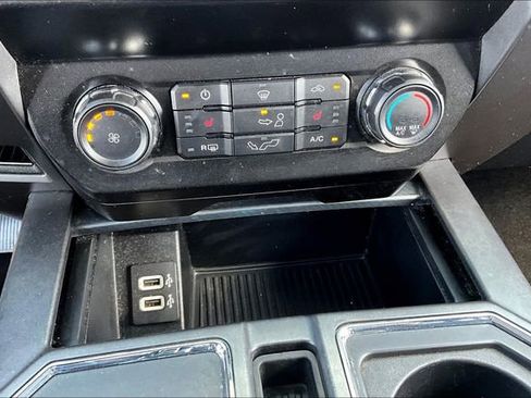 Used 2020 Ford F150 XLT w/ Equipment Group 302A Luxury AWD/4WD image 17