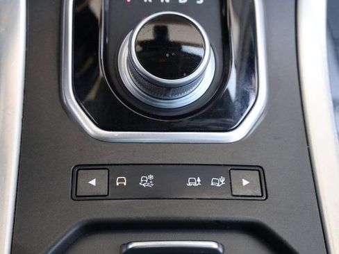 Used 2015 Land Rover Range Rover Evoque Pure Plus image 37
