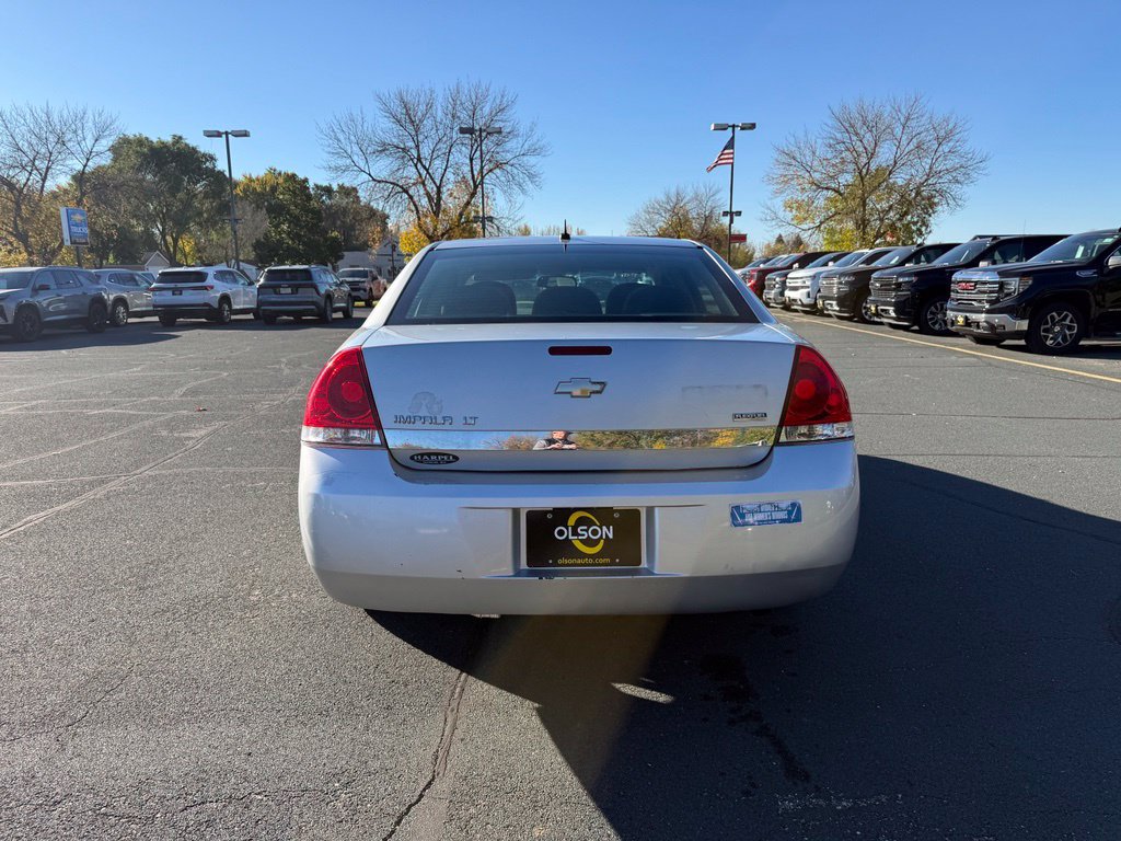 Used 2011 Chevrolet Impala LT FWD image 6