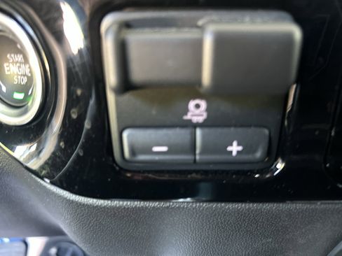 Used 2025 Chevrolet Silverado 2500 High Country w/ High Country Premium Package AWD/4WD image 30