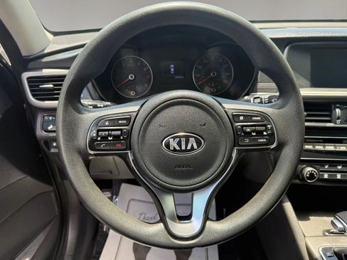 Used 2018 Kia Optima LX FWD image 19