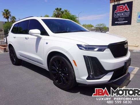 Used 2021 Cadillac XT6 Sport AWD/4WD image 2