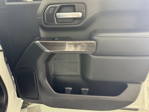 Used 2023 Chevrolet Silverado 2500 LTZ image 30