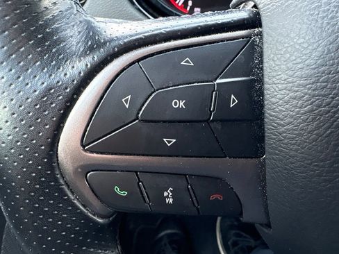 Used 2024 Dodge Durango SXT AWD/4WD image 25