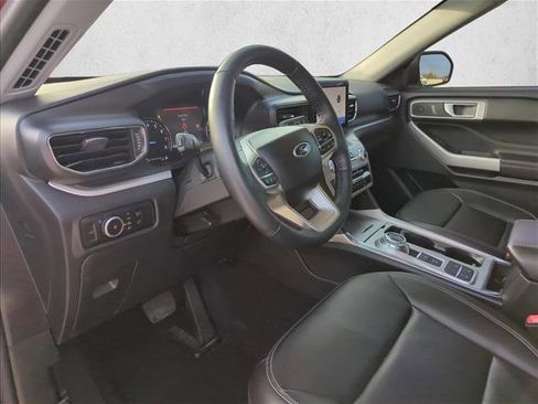 Used 2023 Ford Explorer XLT w/ Equipment Group 202A image 14