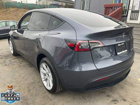Used 2023 Tesla Model Y Long Range AWD/4WD image 85