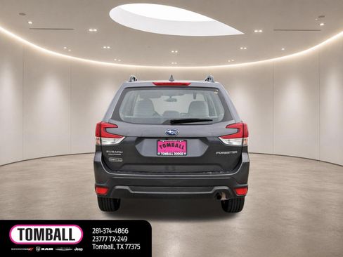 Used 2022 Subaru Forester AWD/4WD image 6