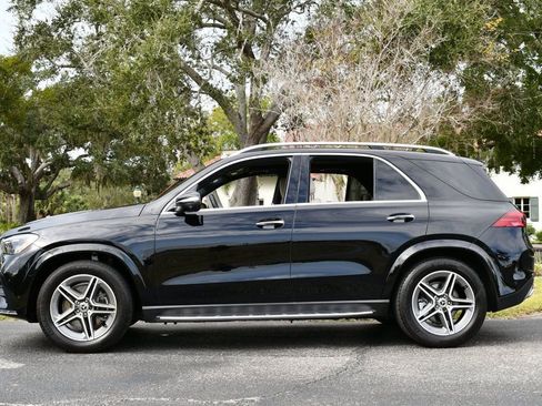 Used 2024 Mercedes-Benz GLE 450 4MATIC image 3