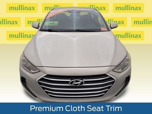 Used 2017 Hyundai Elantra SE FWD image 15