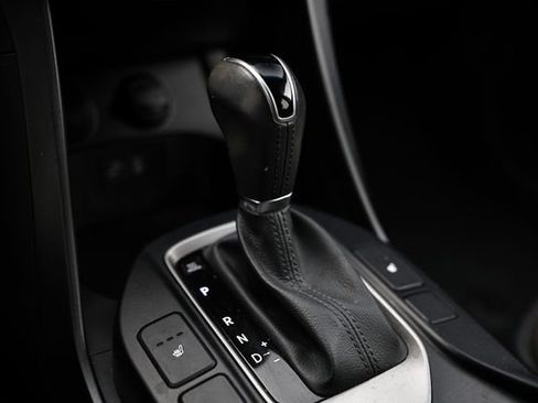 Used 2018 Hyundai Santa Fe Sport image 37