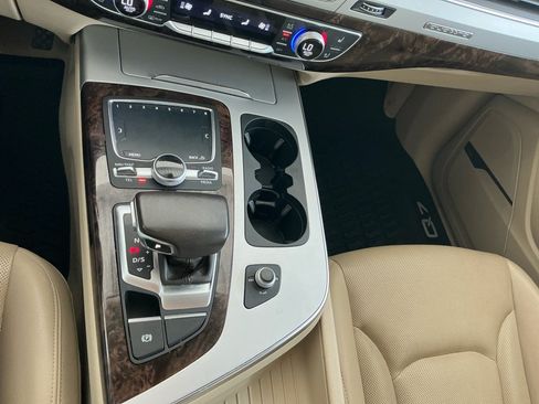 Used 2019 Audi Q7 2.0T Premium Plus w/ Premium Plus Package AWD/4WD image 18
