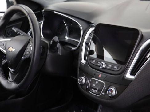 Used 2016 Chevrolet Malibu LT image 20