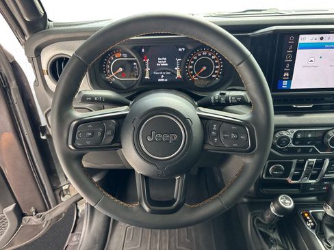 Used 2024 Jeep Wrangler Unlimited Sport AWD/4WD image 27