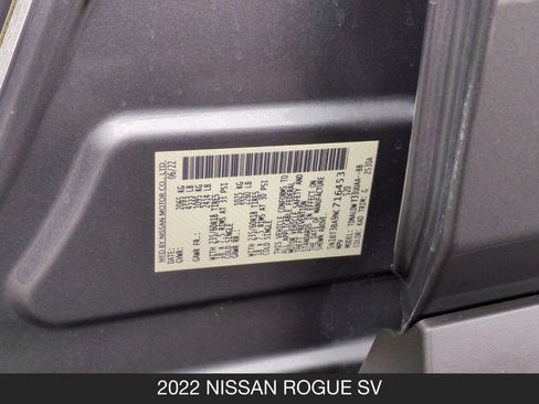 Used 2022 Nissan Rogue SV w/ SV Premium Package FWD image 27