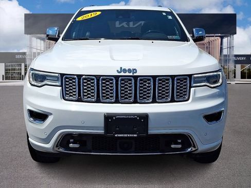 Used 2019 Jeep Grand Cherokee Overland AWD/4WD image 2