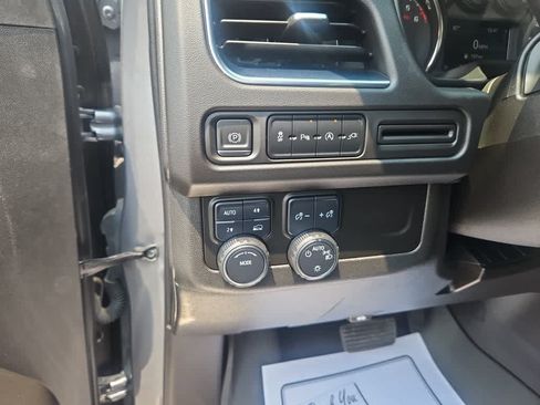 Used 2021 Chevrolet Tahoe LT AWD/4WD image 11
