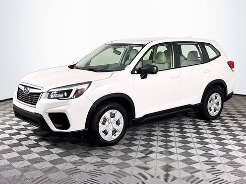 Used 2021 Subaru Forester AWD/4WD image 4