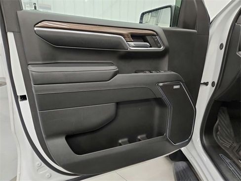 Used 2024 Chevrolet Silverado 1500 RST w/ Convenience Package II image 28