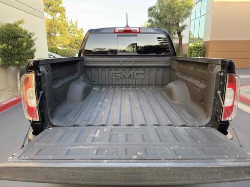 Used 2018 GMC Canyon All Terrain w/ All Terrain X Package AWD/4WD image 59