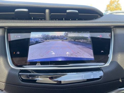 New 2025 Cadillac XT6 Luxury FWD image 25
