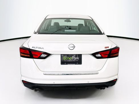 Used 2023 Nissan Altima 2.5 SR FWD image 7