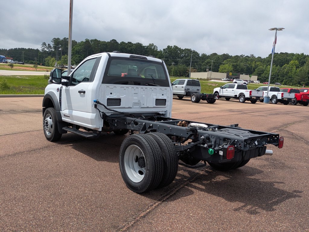 New 2026 Ford F450 XL w/ XL Chrome Package RWD image 6