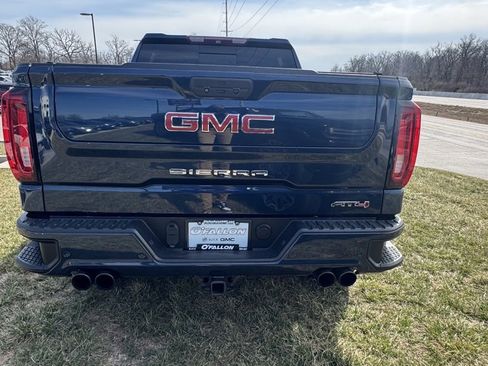Used 2019 GMC Sierra 1500 AT4 w/ Off Road Performance Package image 4