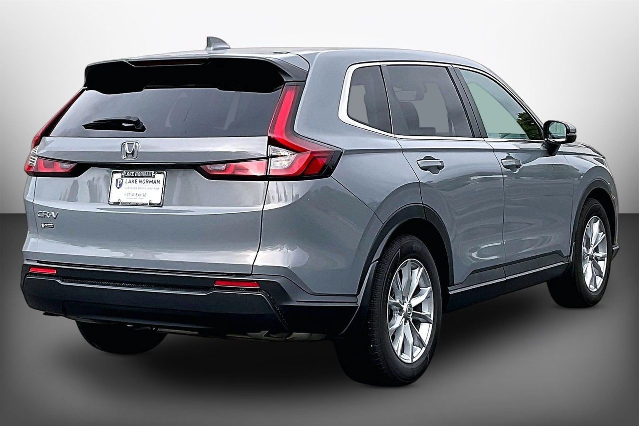 Used 2025 Honda CR-V EX image 8