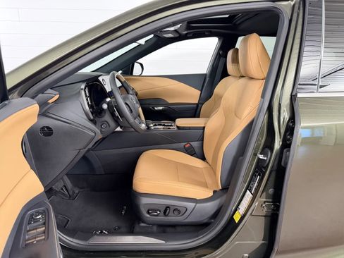 Used 2025 Lexus RX 350 AWD image 10