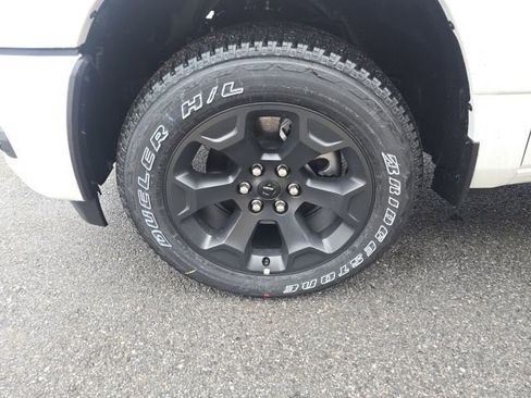 New 2026 RAM 1500 Express image 8