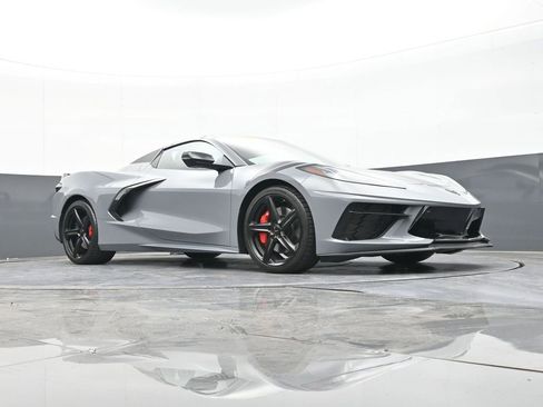 Used 2024 Chevrolet Corvette Stingray Preferred Conv w/ Z51 Performance Package RWD image 51