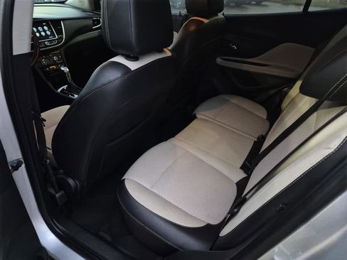 Used 2019 Buick Encore Preferred image 12