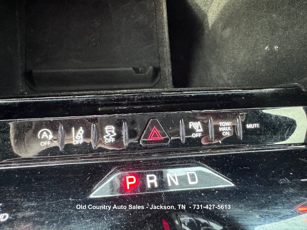 Used 2022 Jeep Wagoneer Series III AWD/4WD image 40