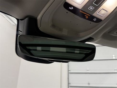 Certified 2024 Volvo XC90 T8 Ultimate w/ Protection Package Premier image 22