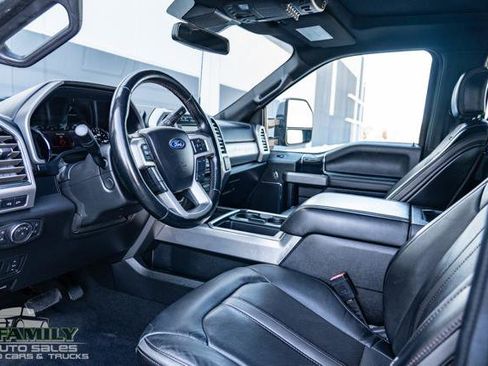 Used 2021 Ford F250 Platinum w/ FX4 Off-Road Package image 20