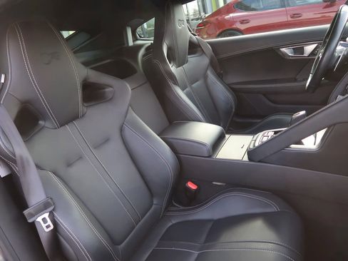 Used 2016 Jaguar F-TYPE R image 21