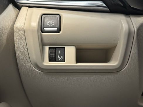 Used 2022 Cadillac CT4 Luxury image 15