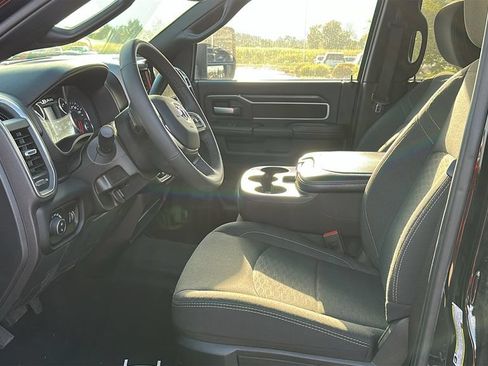 Used 2025 RAM 2500 Big Horn AWD/4WD image 7